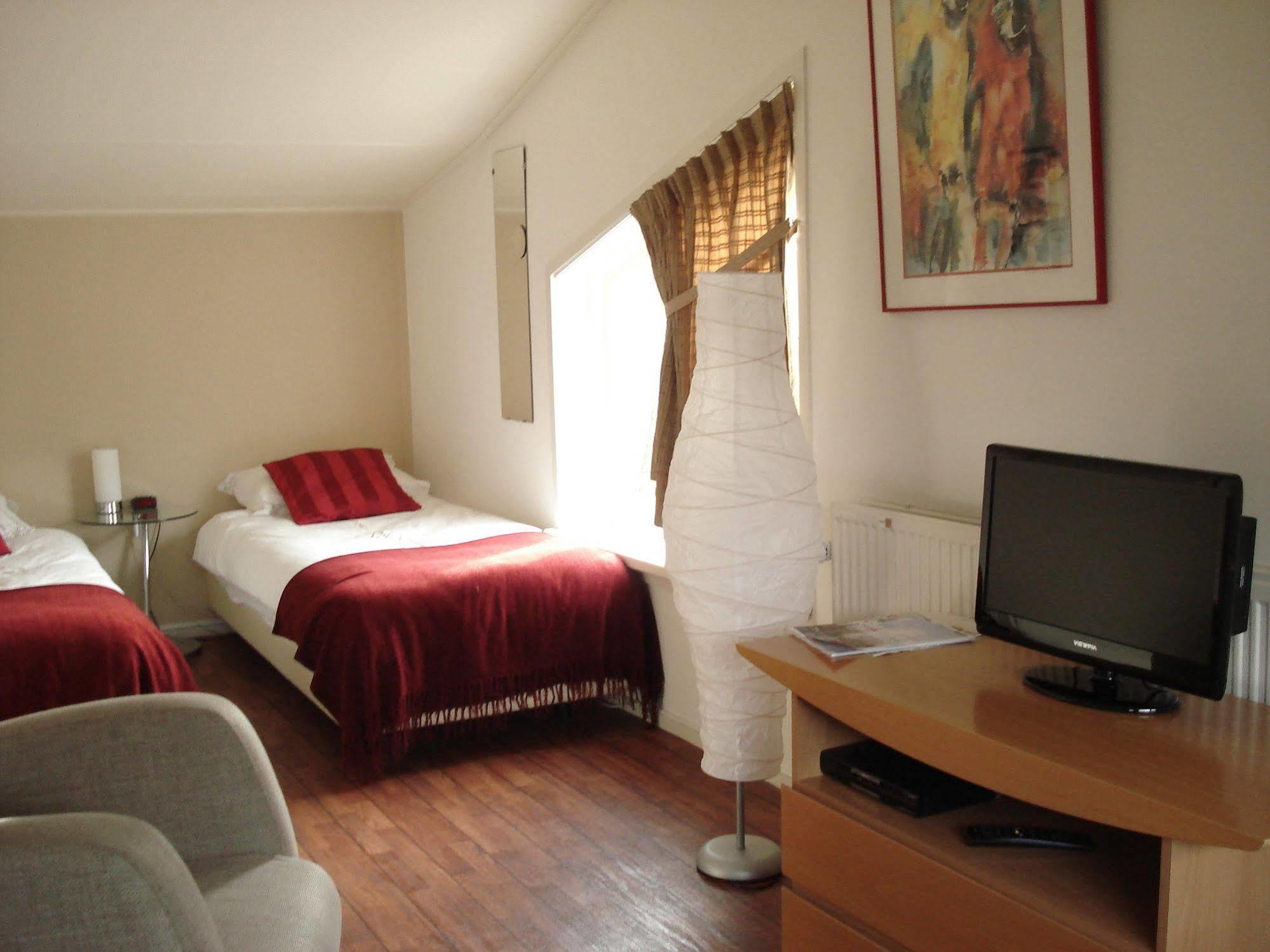 Bed And Breakfast Oosterpark Харлинген Экстерьер фото